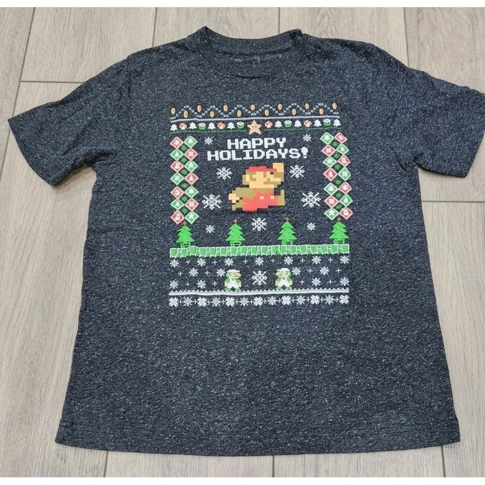 Nintendo Super Mario‎ Bros Christmas Graphic Tee Youth Medium